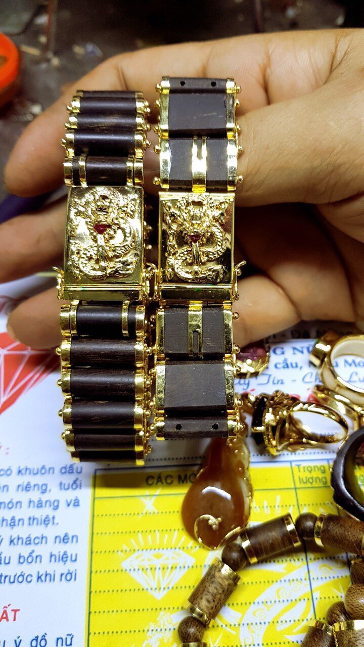 37b61d8c5823bc7de532